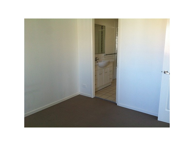 5/8 School Road, Stafford QLD 4053