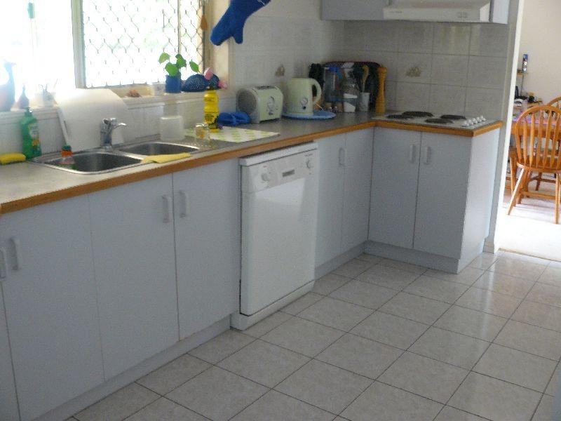 6 Redford Crescent, Mcdowall QLD 4053