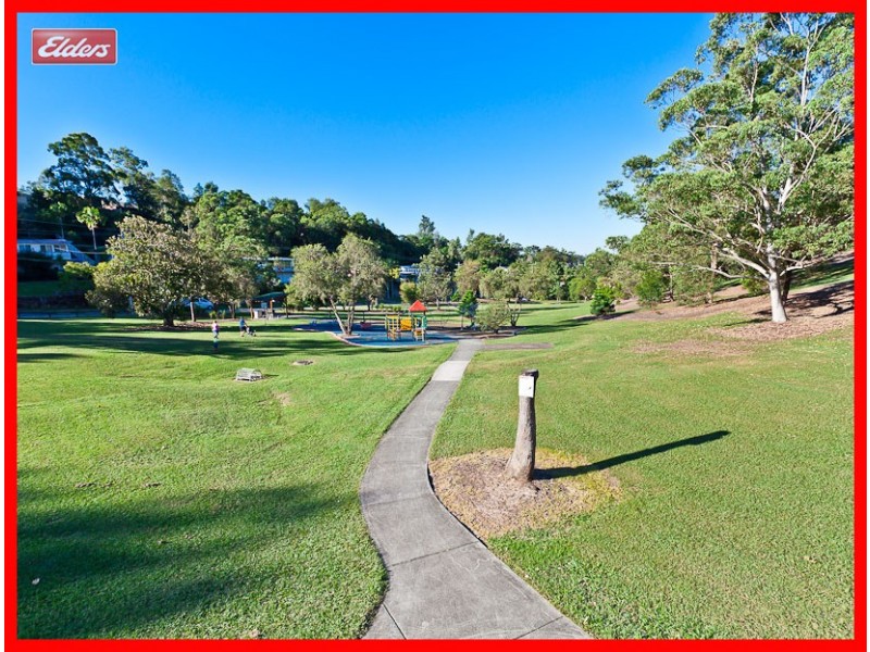 42 Cobbity Crescent, Arana Hills QLD 4054