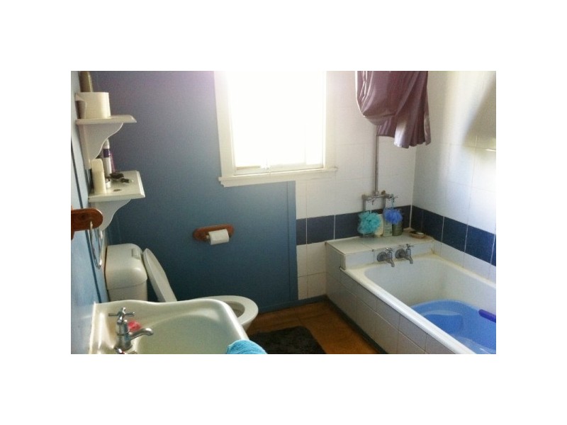 915 Samford Road, Keperra QLD 4054