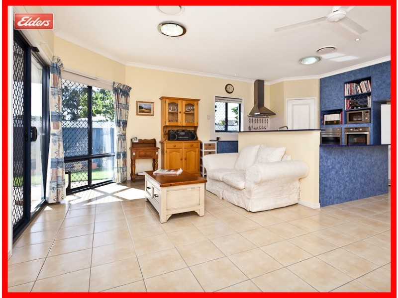 1 Twin Lakes Drive, Murrumba Downs QLD 4503