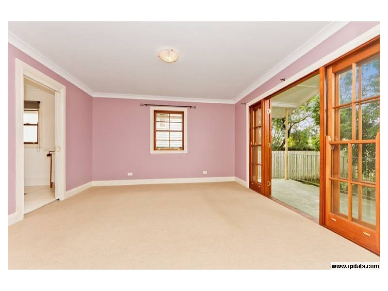 112 McConaghy Street, Mitchelton QLD 4053