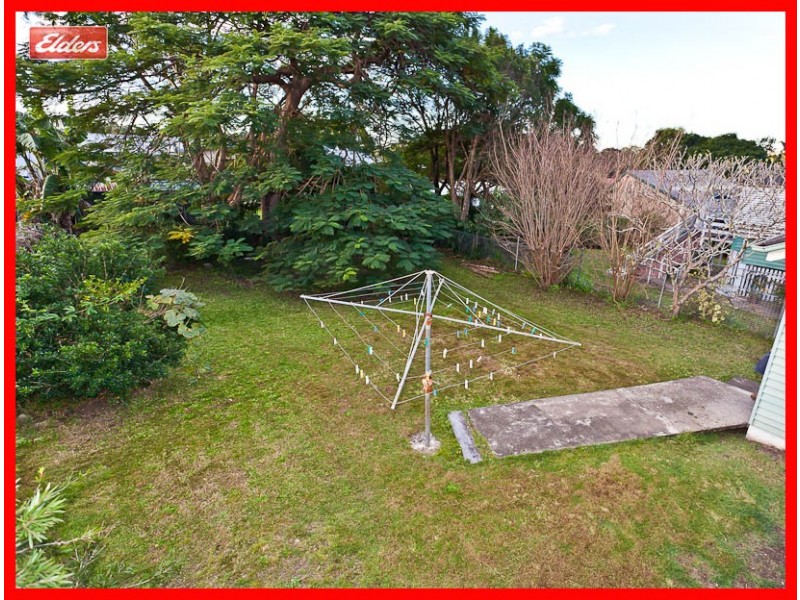 27 Deakin Street, Everton Park QLD 4053