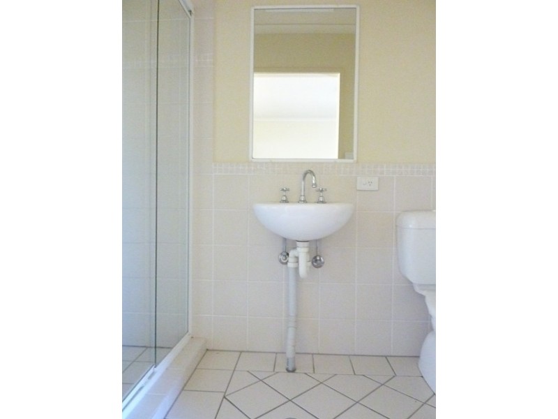 8/451 Enoggera Road, Alderley QLD 4051