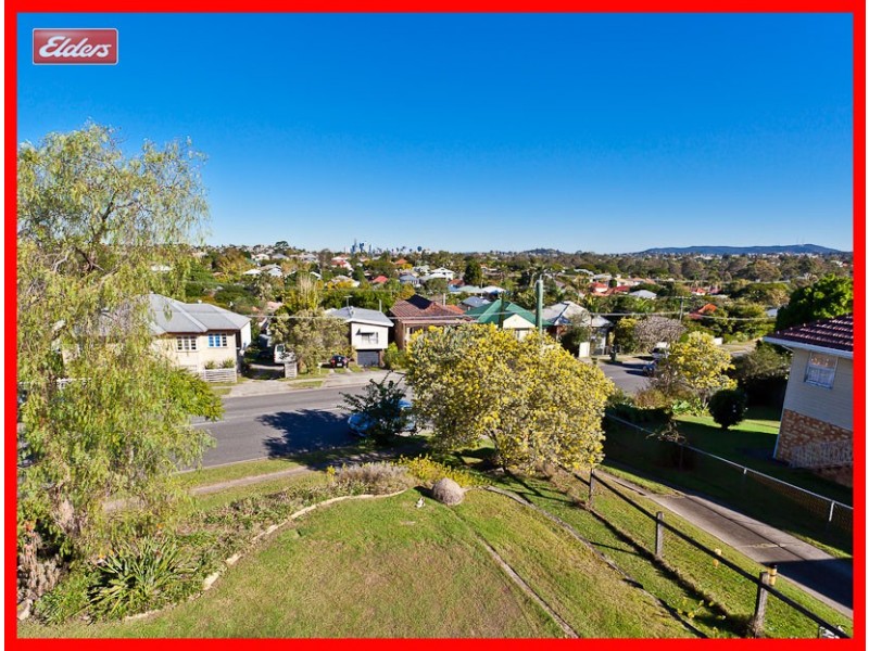 242 Edinburgh Castle Road, Wavell Heights QLD 4012