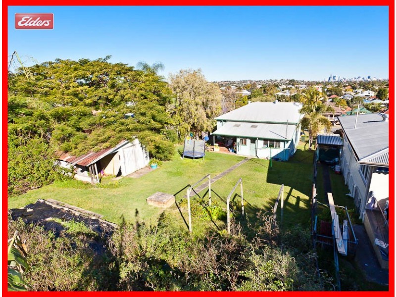 242 Edinburgh Castle Road, Wavell Heights QLD 4012
