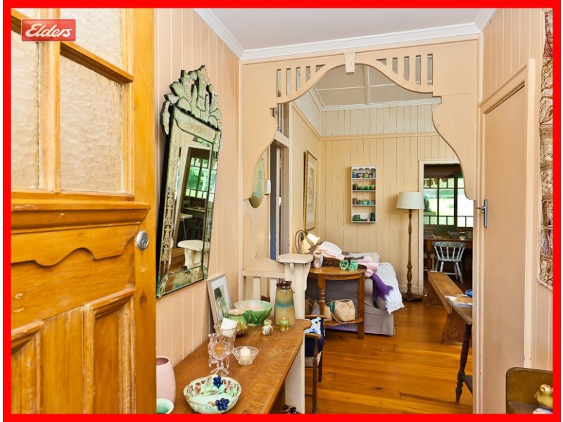 242 Edinburgh Castle Road, Wavell Heights QLD 4012