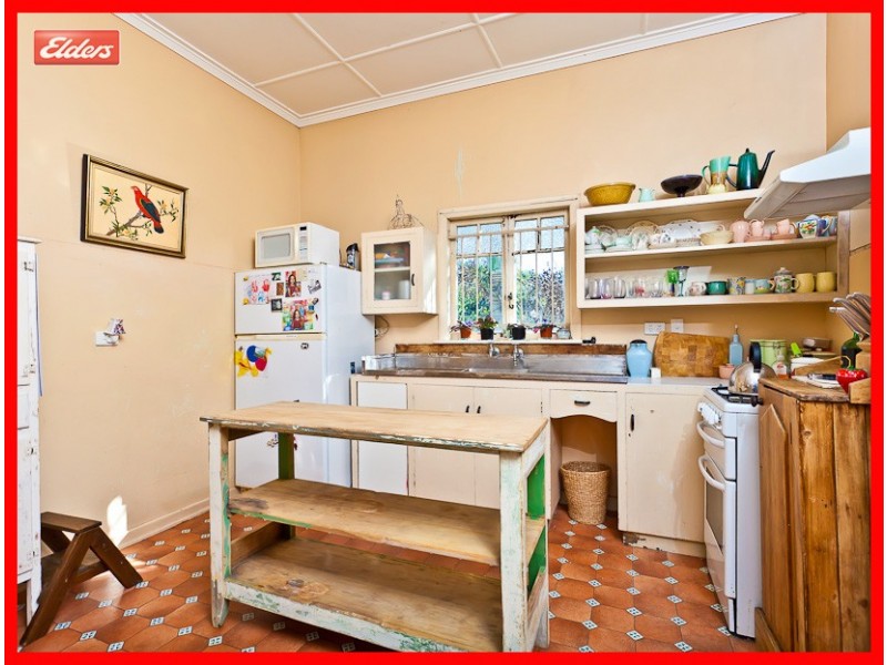 242 Edinburgh Castle Road, Wavell Heights QLD 4012