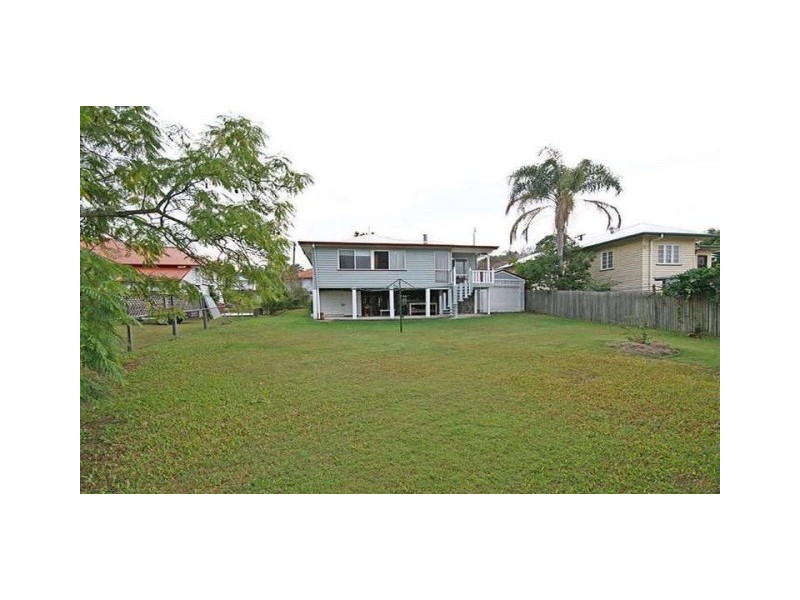 20 Castling Street, Stafford QLD 4053