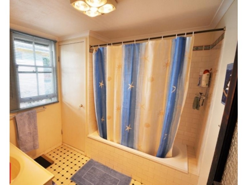 14 Railway Street, Alderley QLD 4051