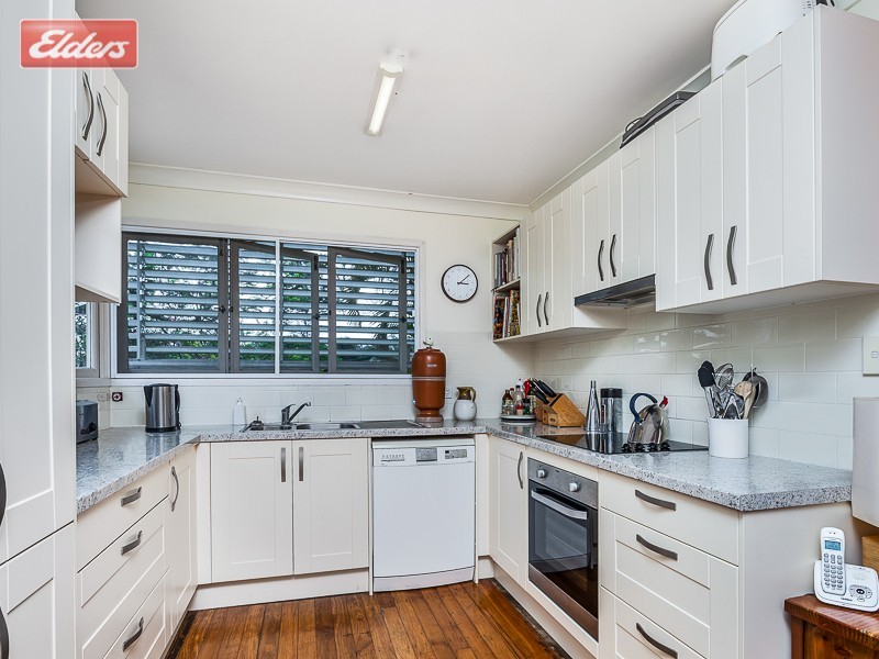 11 Caladenia Ct, Everton Hills QLD 4053