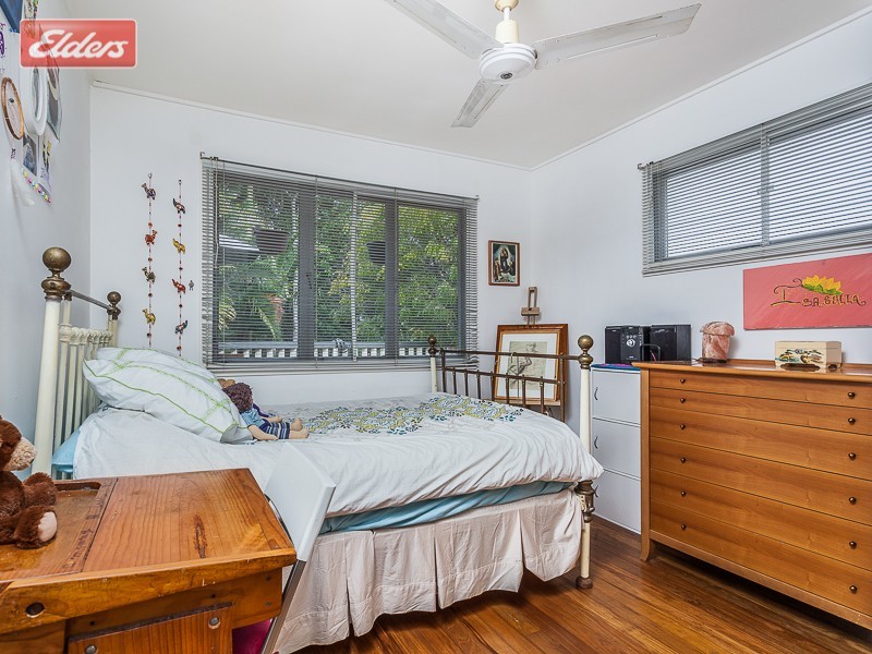 11 Caladenia Ct, Everton Hills QLD 4053