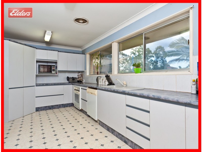 11 Poitier Street, Mcdowall QLD 4053