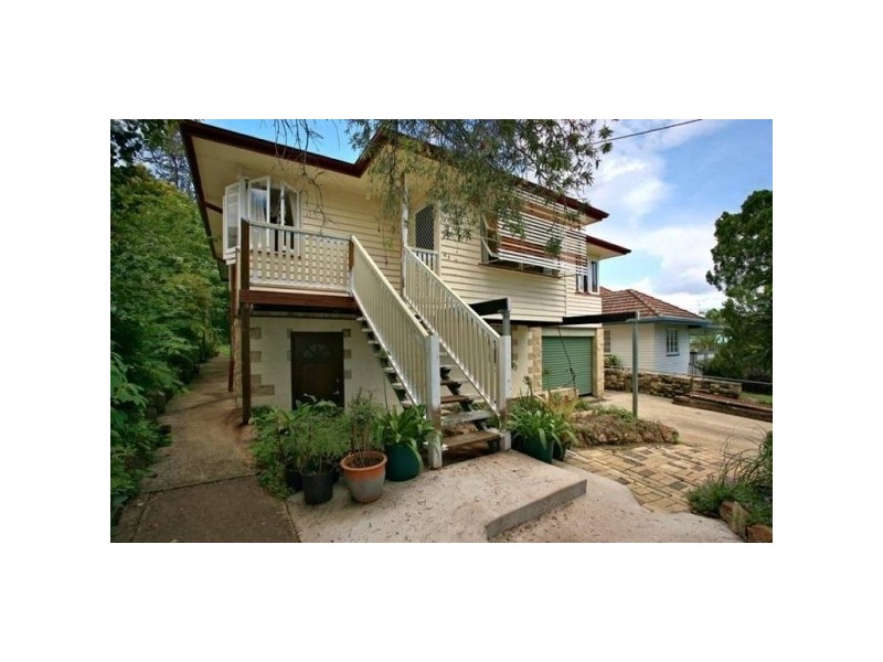 43 Macnaughton Street, Stafford QLD 4053