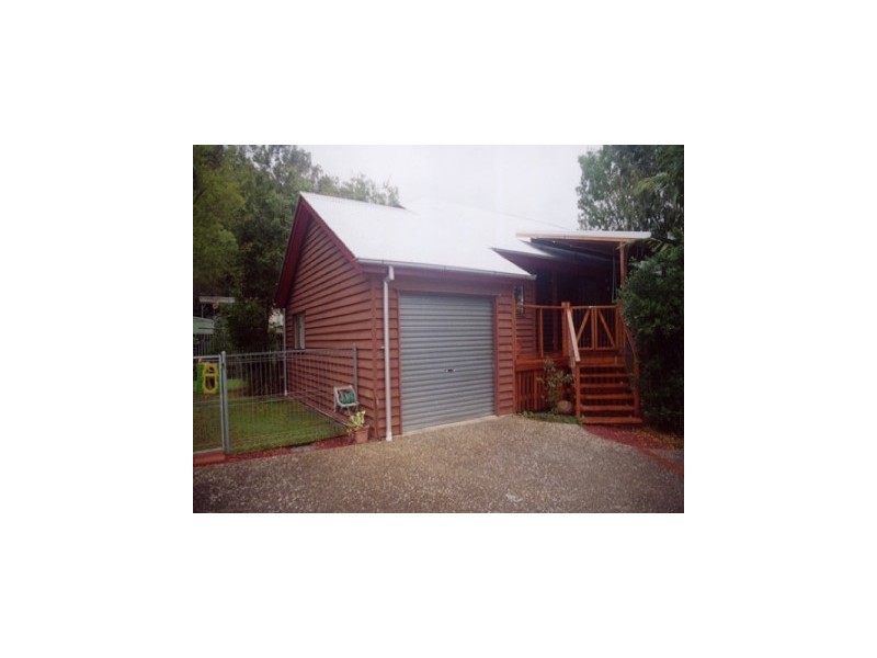 2/38 Dinterra Ave, Ferny Hills QLD 4055