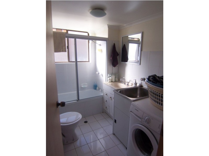 2/65 Haig Street, Gordon Park QLD 4031