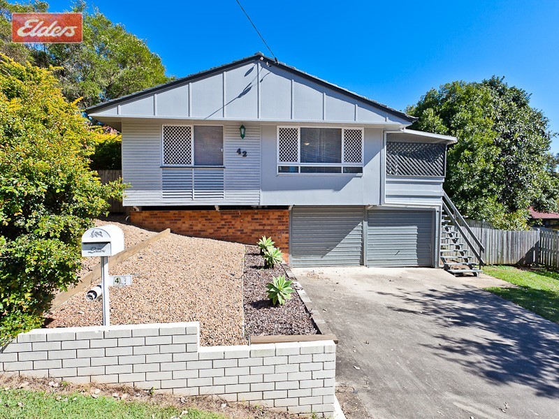 42 Maundrell Terrace, Chermside West QLD 4032