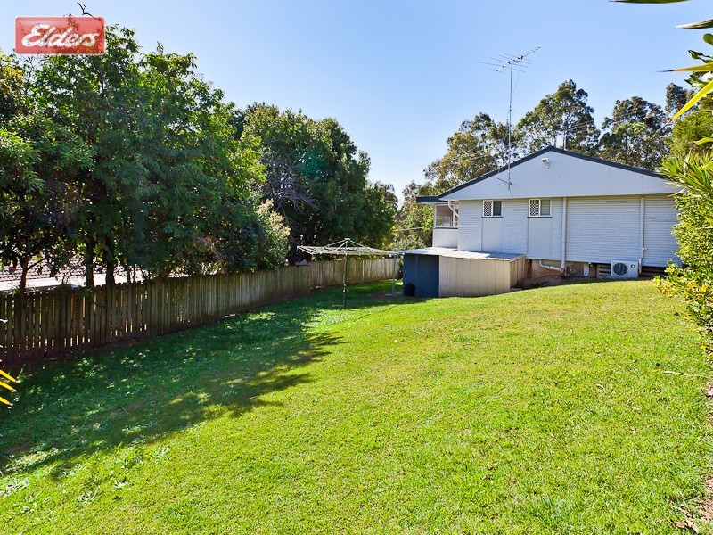 42 Maundrell Terrace, Chermside West QLD 4032