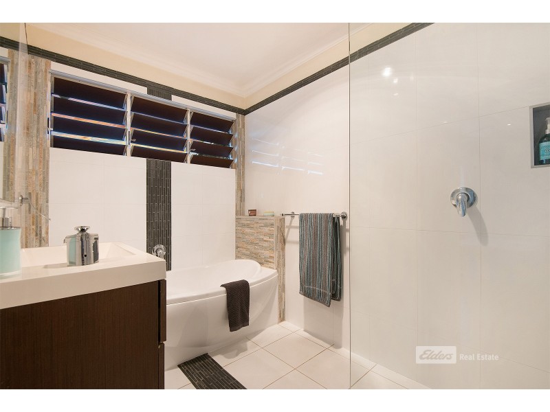 24 Lynette St, Bracken Ridge QLD 4017