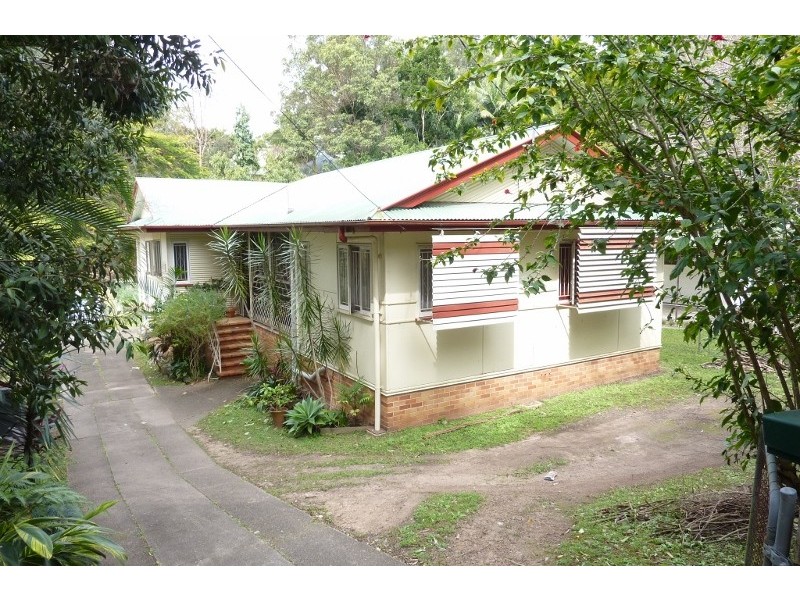 48 Gordon Road, Bardon QLD 4065