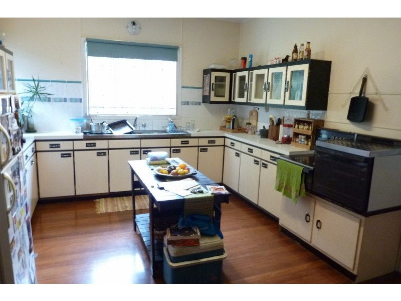 48 Gordon Road, Bardon QLD 4065
