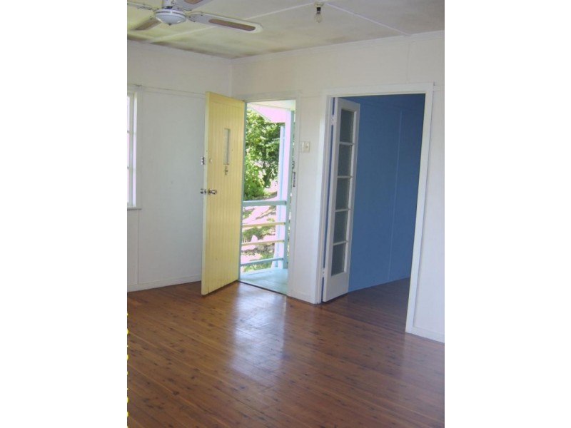 915 Samford Road, Keperra QLD 4054