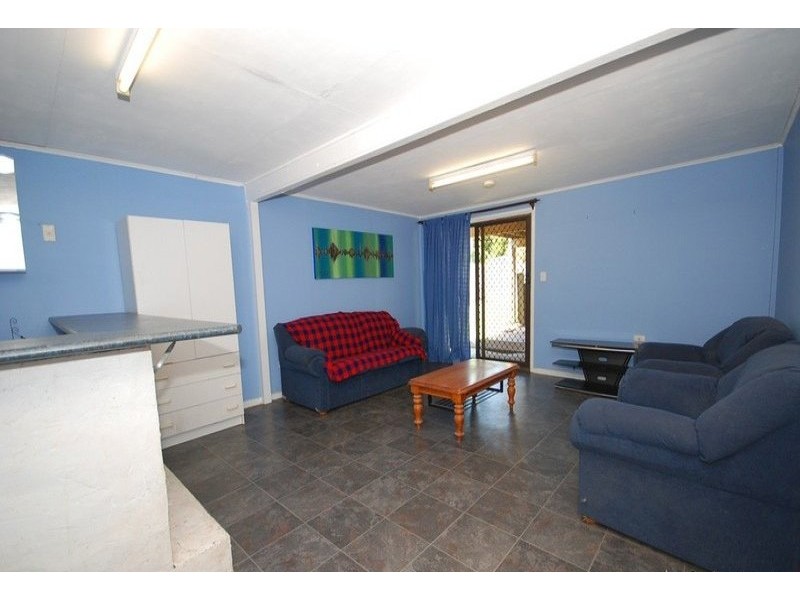 8 Slade St, Arana Hills QLD 4054