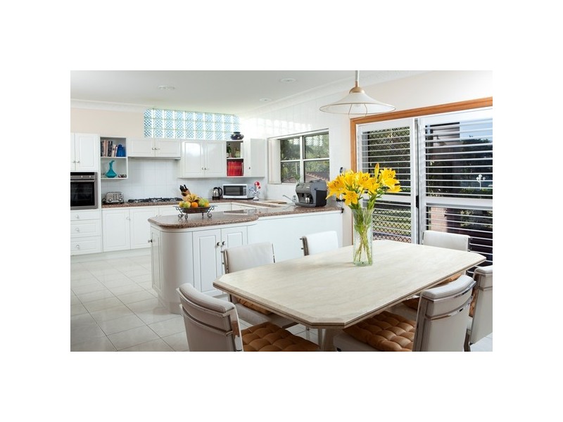 94 Retreat Street, Bridgeman Downs QLD 4035