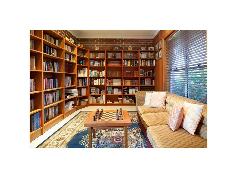 94 Retreat Street, Bridgeman Downs QLD 4035