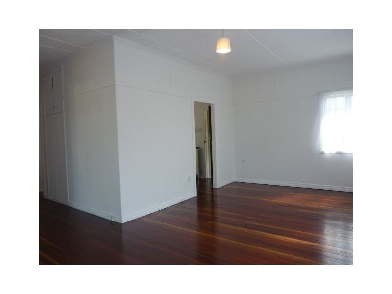 27 Deakin Street, Everton Park QLD 4053