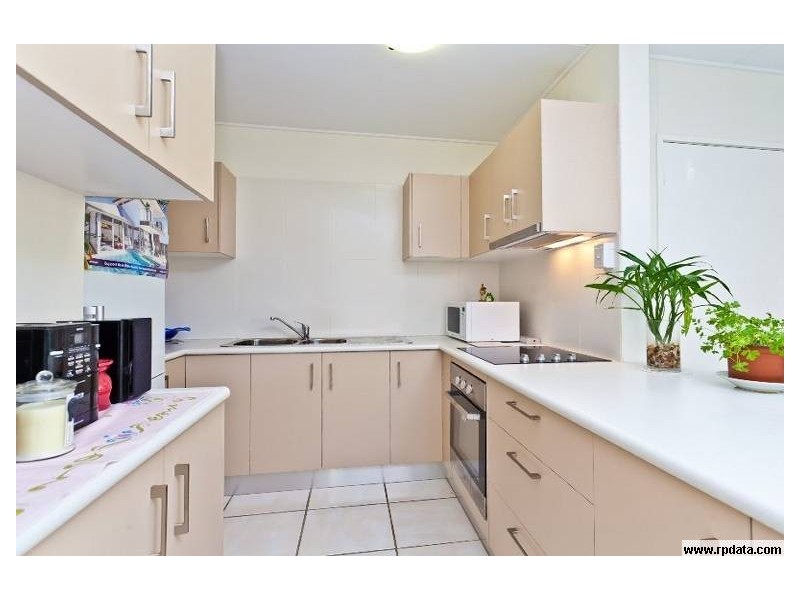 9/40 Prince Edward Parade, Redcliffe QLD 4020