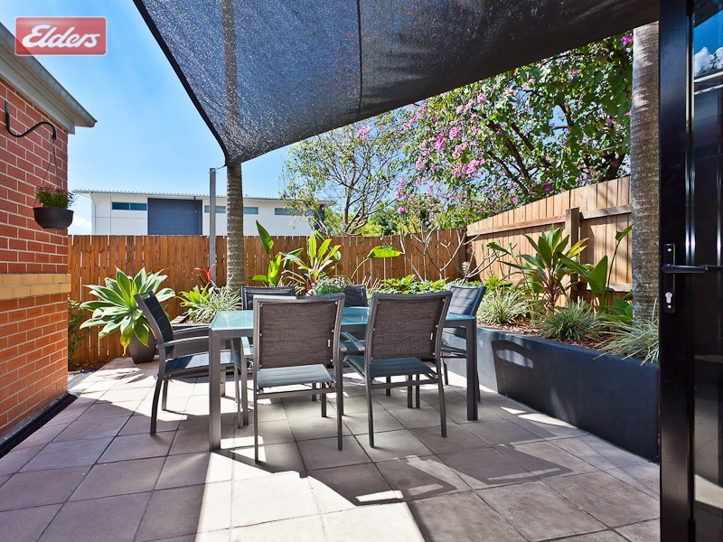 2/23 Emerald Street, Kedron QLD 4031