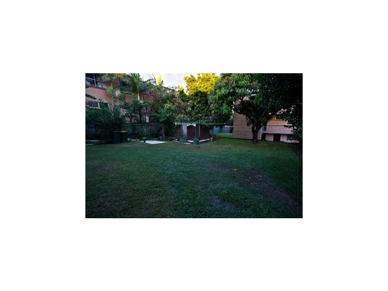 631 Lutwyche Rd, Lutwyche QLD 4030