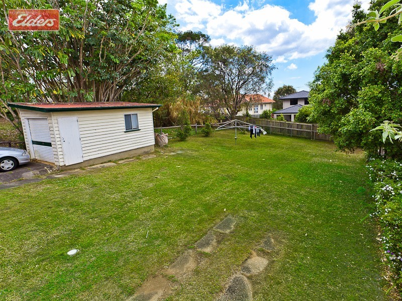 21 Ferguson Road, Wavell Heights QLD 4012
