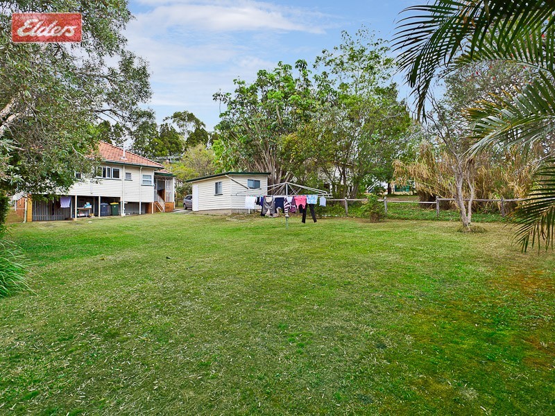 21 Ferguson Road, Wavell Heights QLD 4012