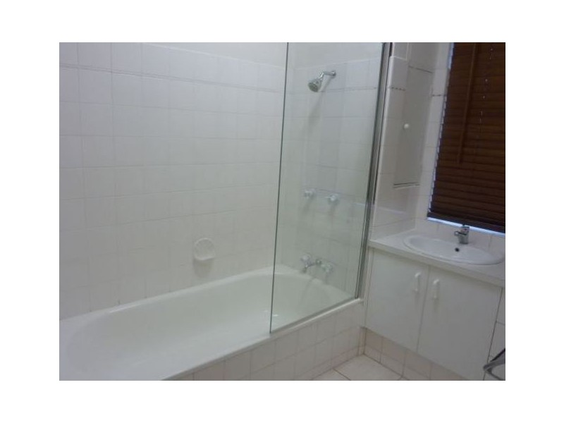 2/15 Griffith Street, Everton Park QLD 4053