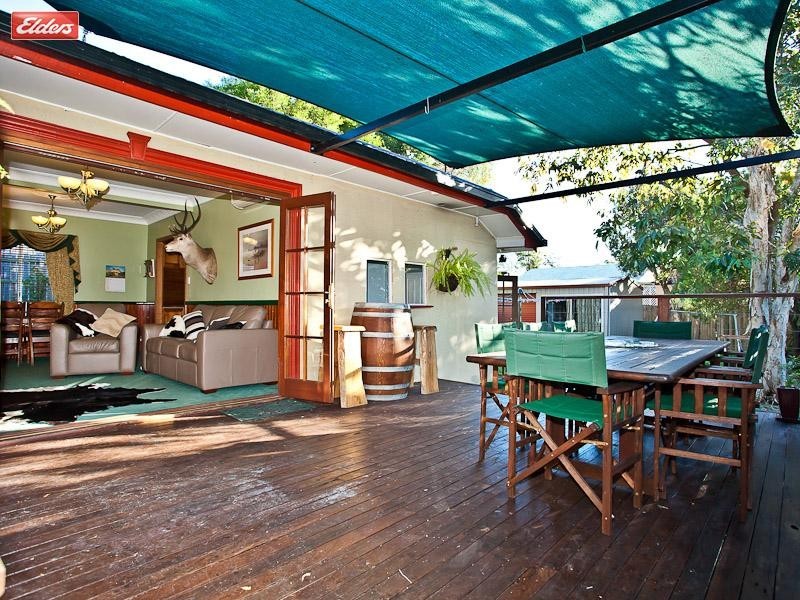 9 Windemere Avenue, Morningside QLD 4170