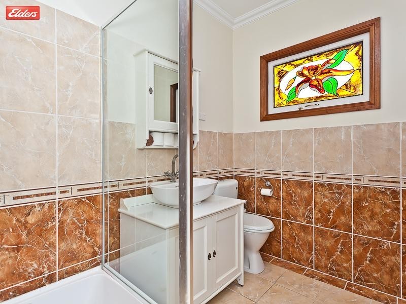 9 Windemere Avenue, Morningside QLD 4170