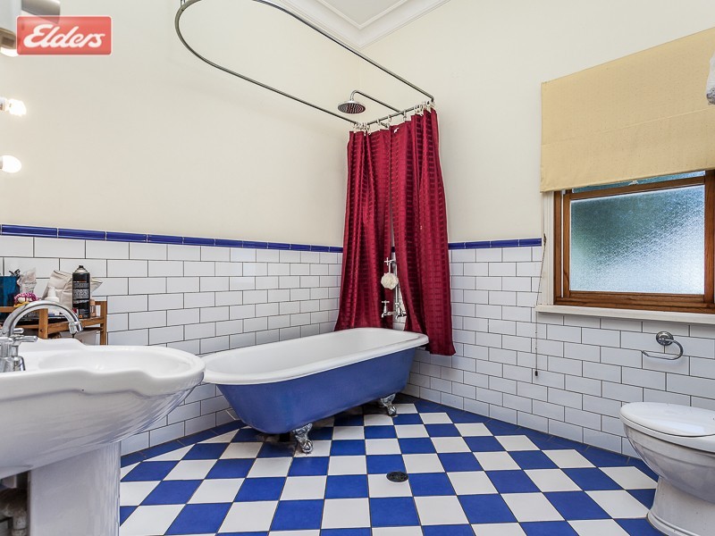 41 Leiper St, Stafford QLD 4053