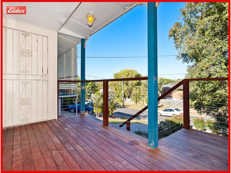 33 Landscape Street, Stafford Heights QLD 4053