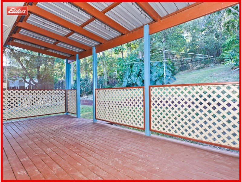 33 Landscape Street, Stafford Heights QLD 4053