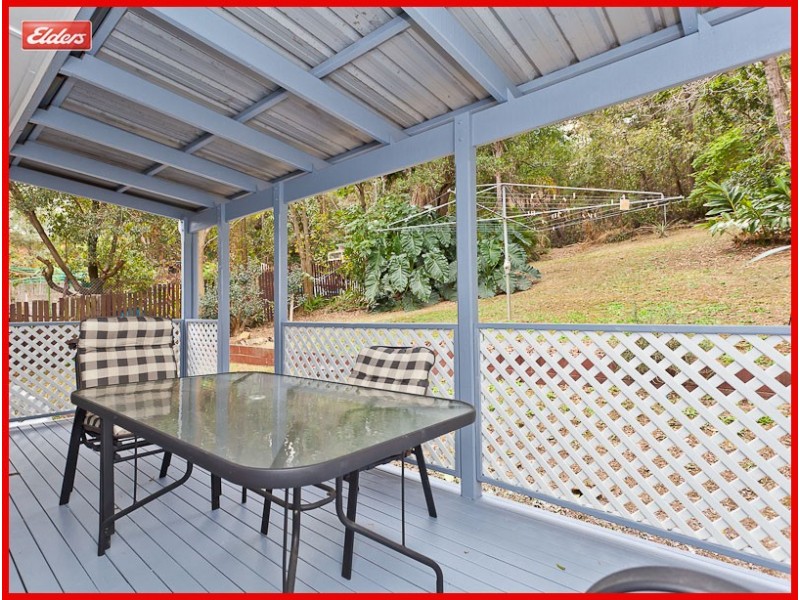 33 Landscape Street, Stafford Heights QLD 4053