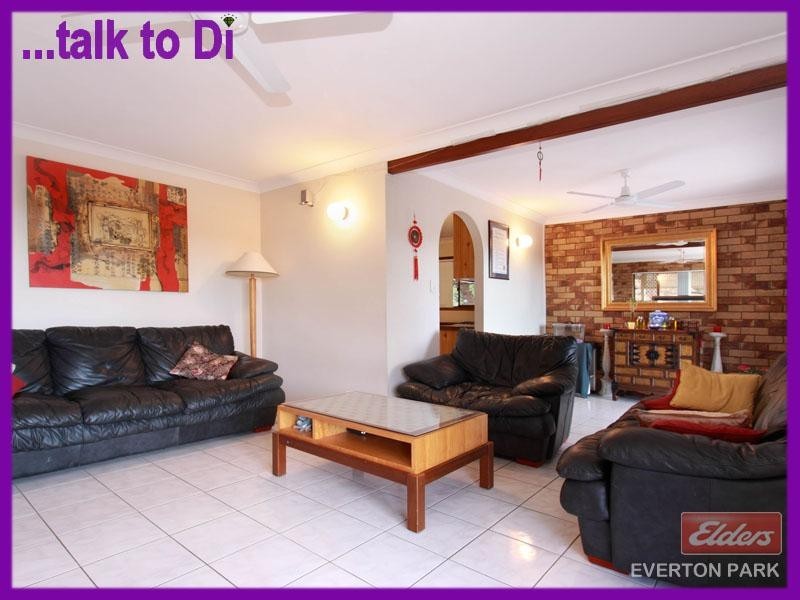 909 South Pine Rd, Everton Park QLD 4053