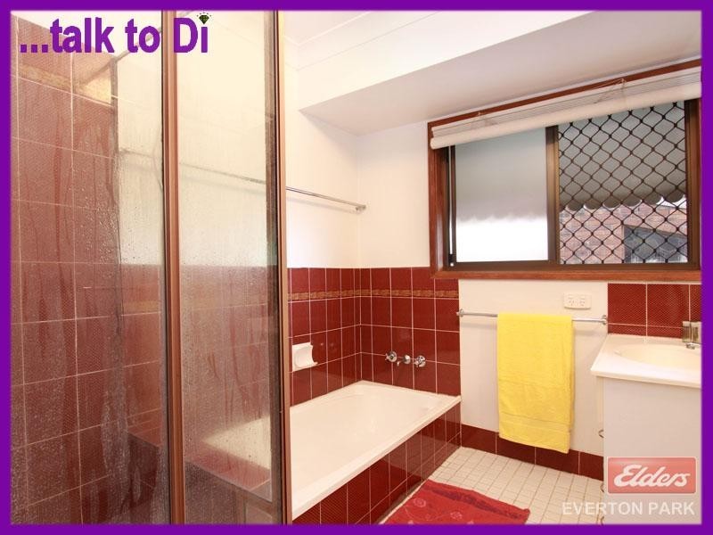 909 South Pine Rd, Everton Park QLD 4053