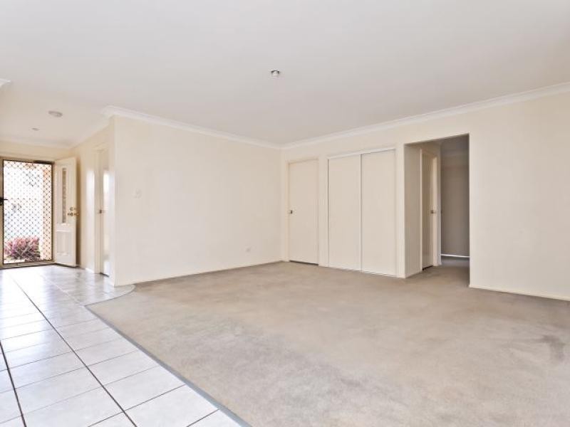 8 Grevillea Pl, Bridgeman Downs QLD 4035