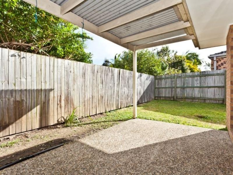8 Grevillea Pl, Bridgeman Downs QLD 4035