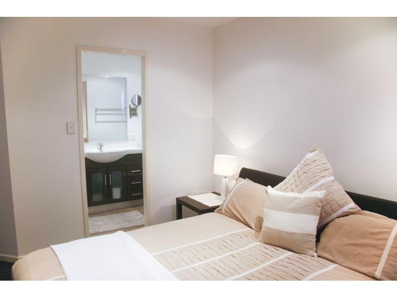 Unit 10/2 a White Street, Everton Park QLD 4053