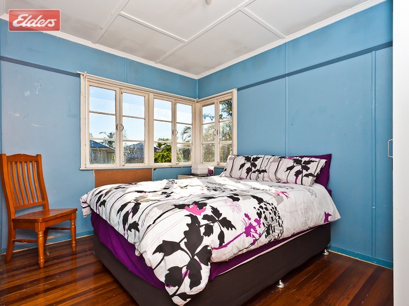 24 Barber Street, Keperra QLD 4054