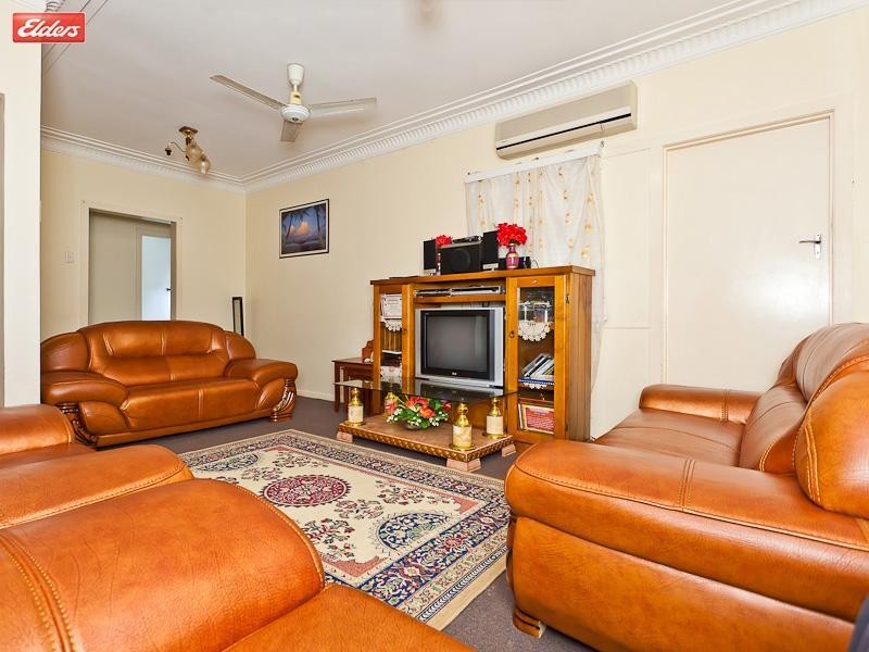 43 Rolleston Street, Keperra QLD 4054