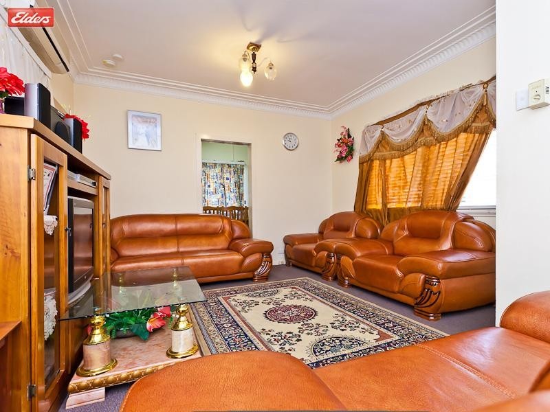 43 Rolleston Street, Keperra QLD 4054